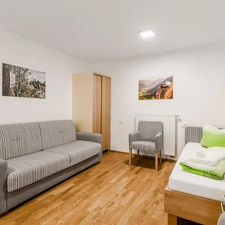 Garni - Jalovec Apartment *